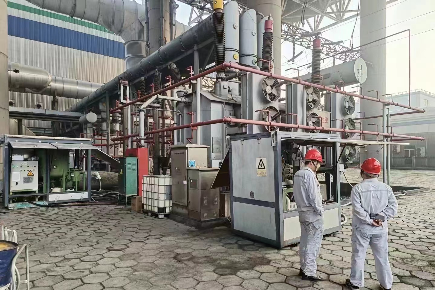 電力公司(sī)使用安裝現場